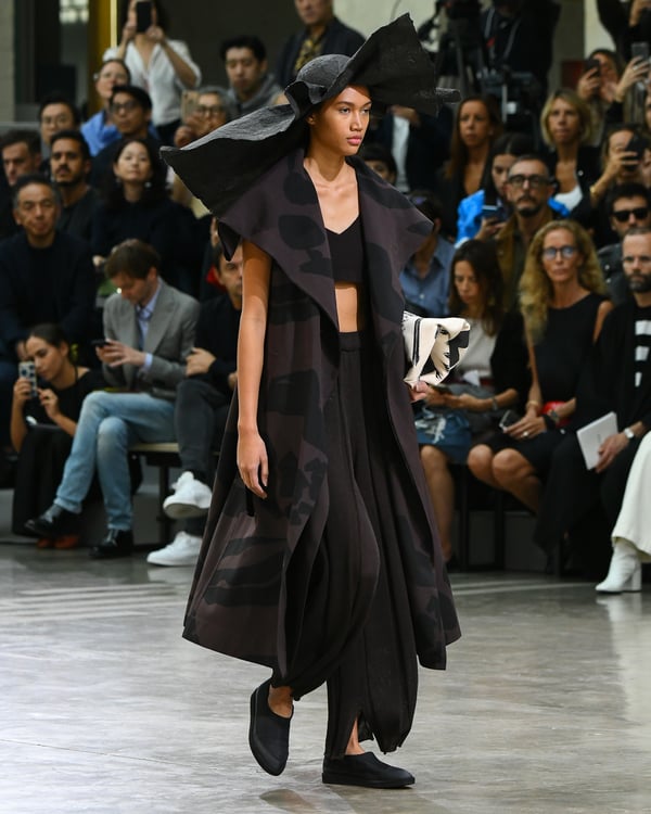 ISSEY MIYAKE 2020年春夏 | パリ | 画像104枚 - FASHIONSNAP